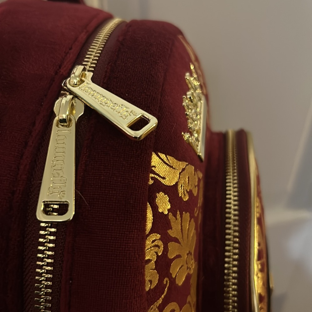 Loungefly Game of Thrones Joffrey Cosplay Mini Backpack Velvet Gold Foil Rare - Picture 10 of 14